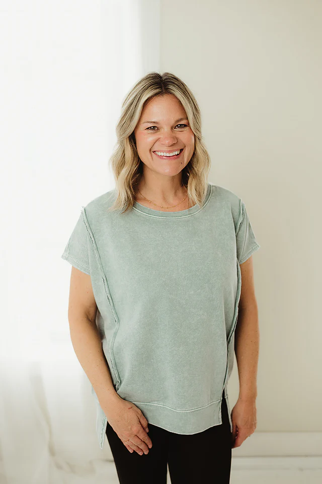 Ash Blue Halo Ease Top
