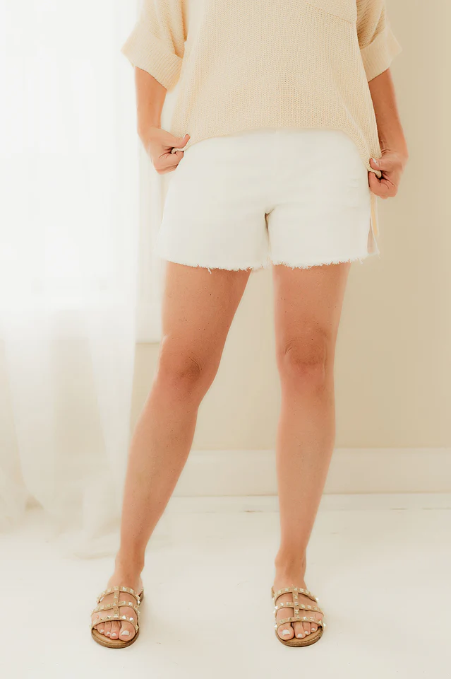 White Casual Washed Denim Shorts