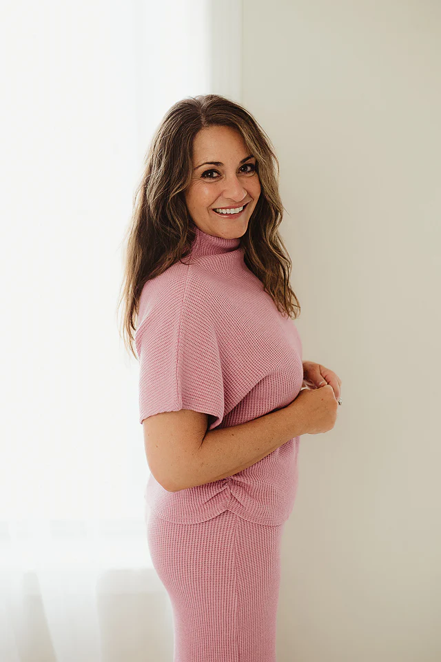 Light Rose Chic Comfort Set - Image 3
