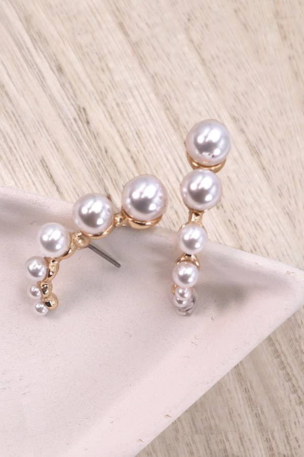 Crescent Pearl Cartilage Studs
