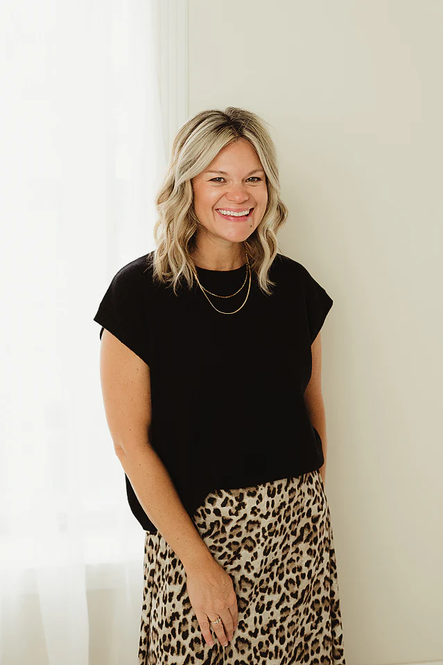 Black Effortless Charm Top - Image 4