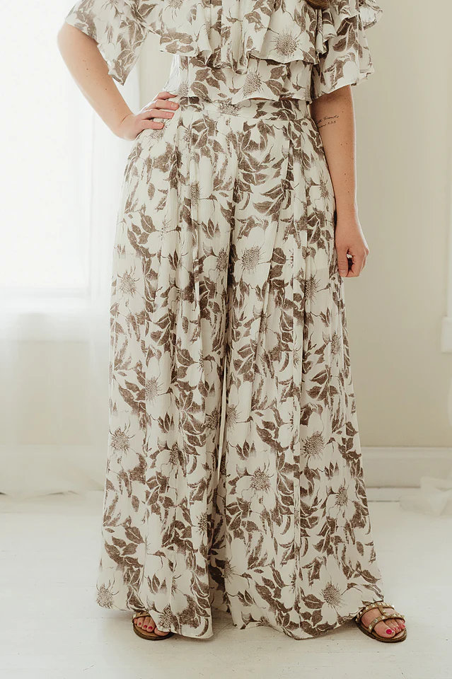 Charcoal Resort Bloom Set - Image 5