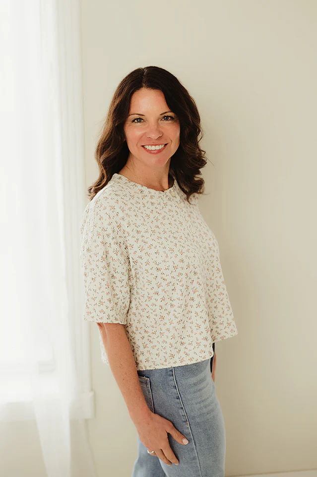 Mocha Floral Stroll Top - Image 3
