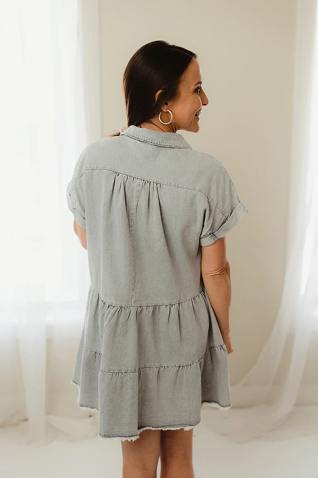 Frayed Hem Tiered Denim Dress - Image 3