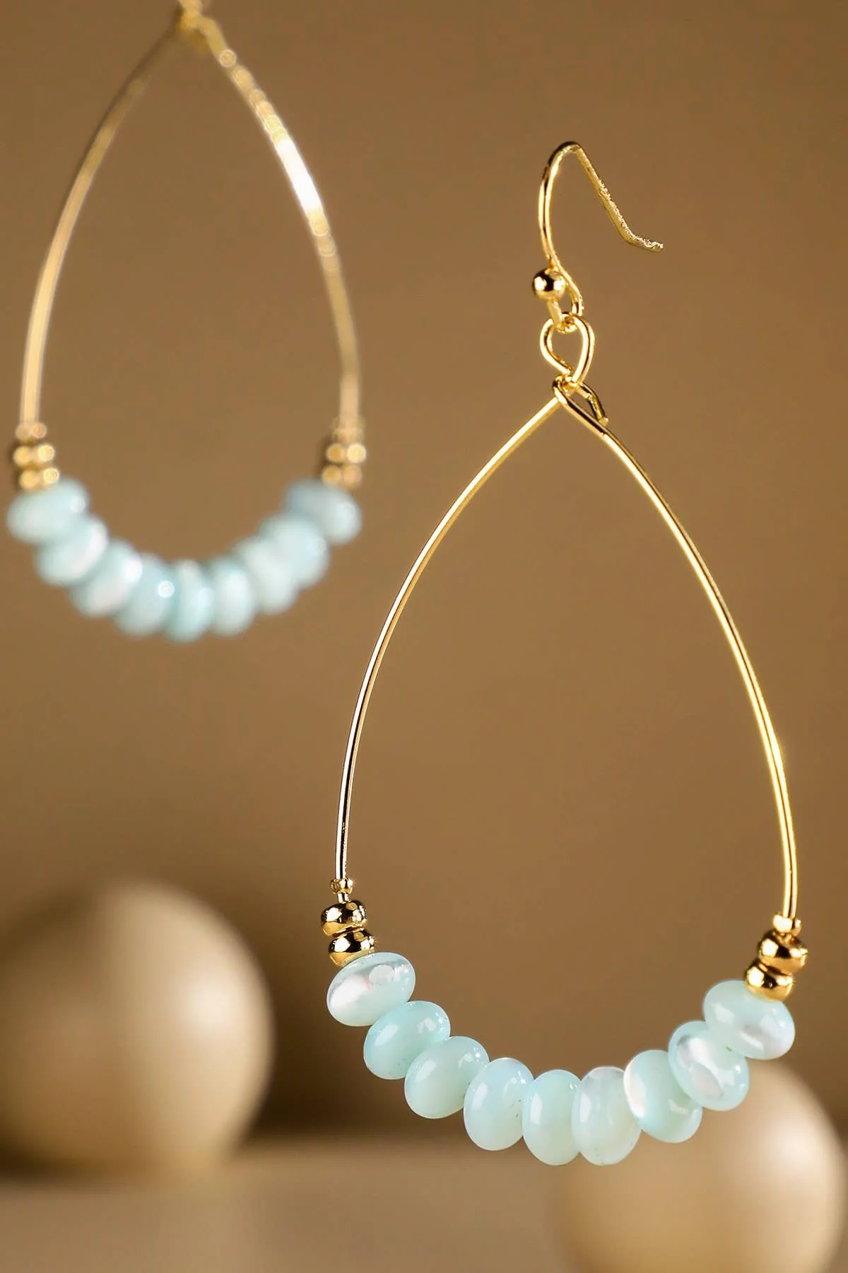 Gloss Bead Teardrop - Image 2