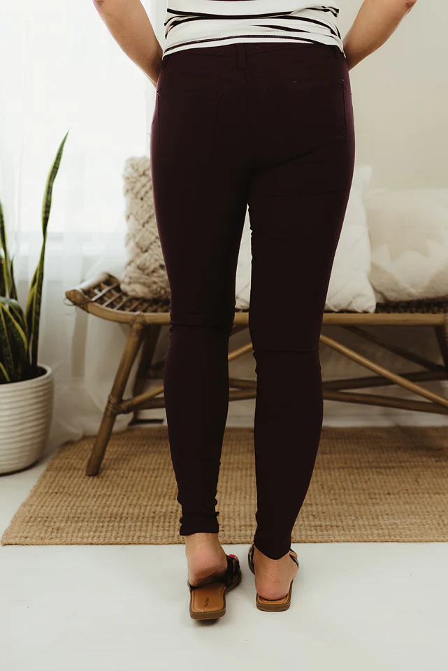 Hyperstretch Skinny Jeans - Image 28