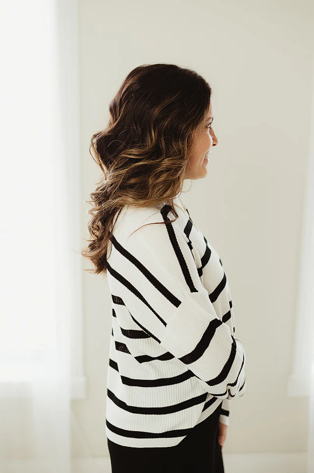 Black Everly Ribbed Pullover - Image 3