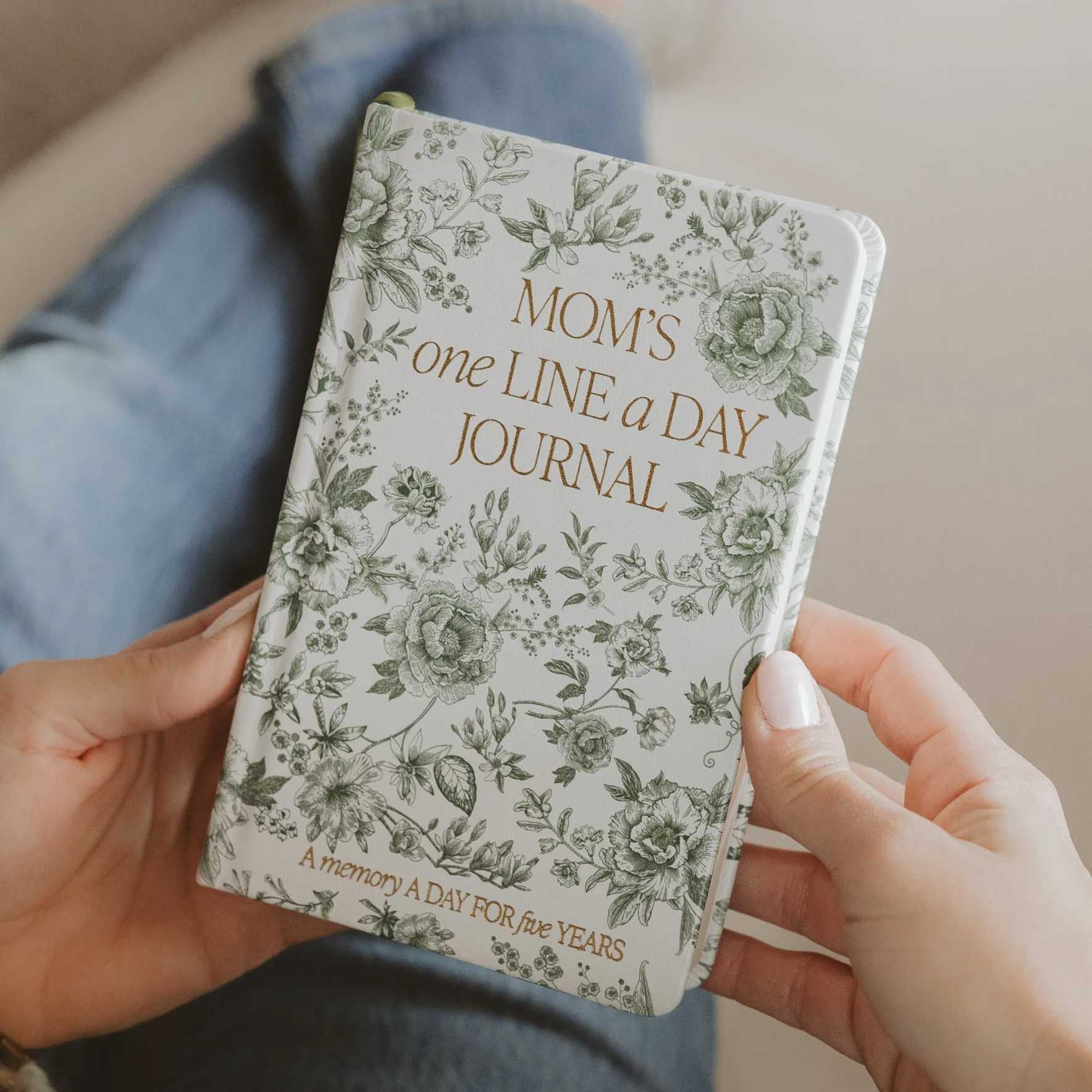 Mom's One Line A Day Journal - Image 2