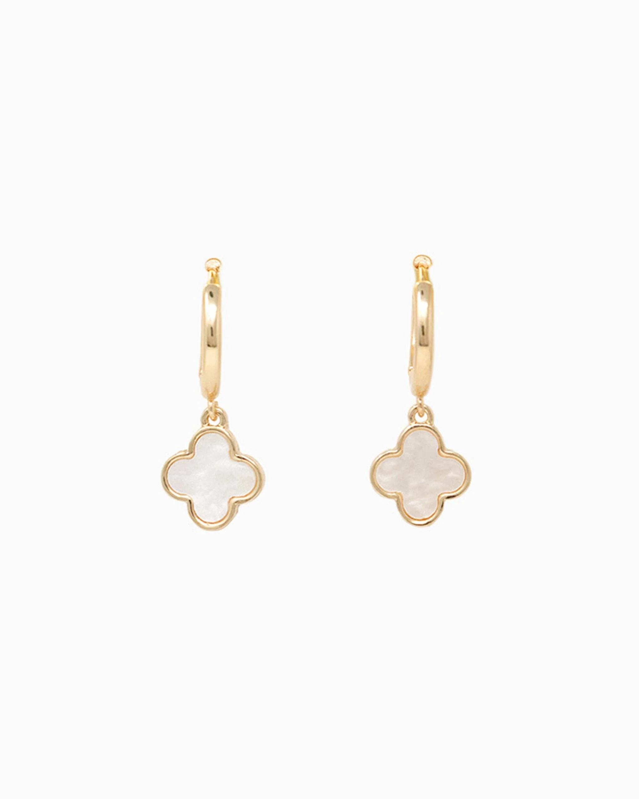White Trio Pearl Clover Set - Image 2