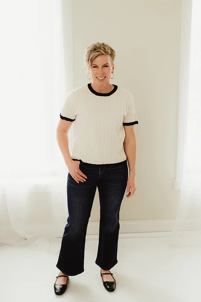 Contrast Scallop Crewneck - Image 2
