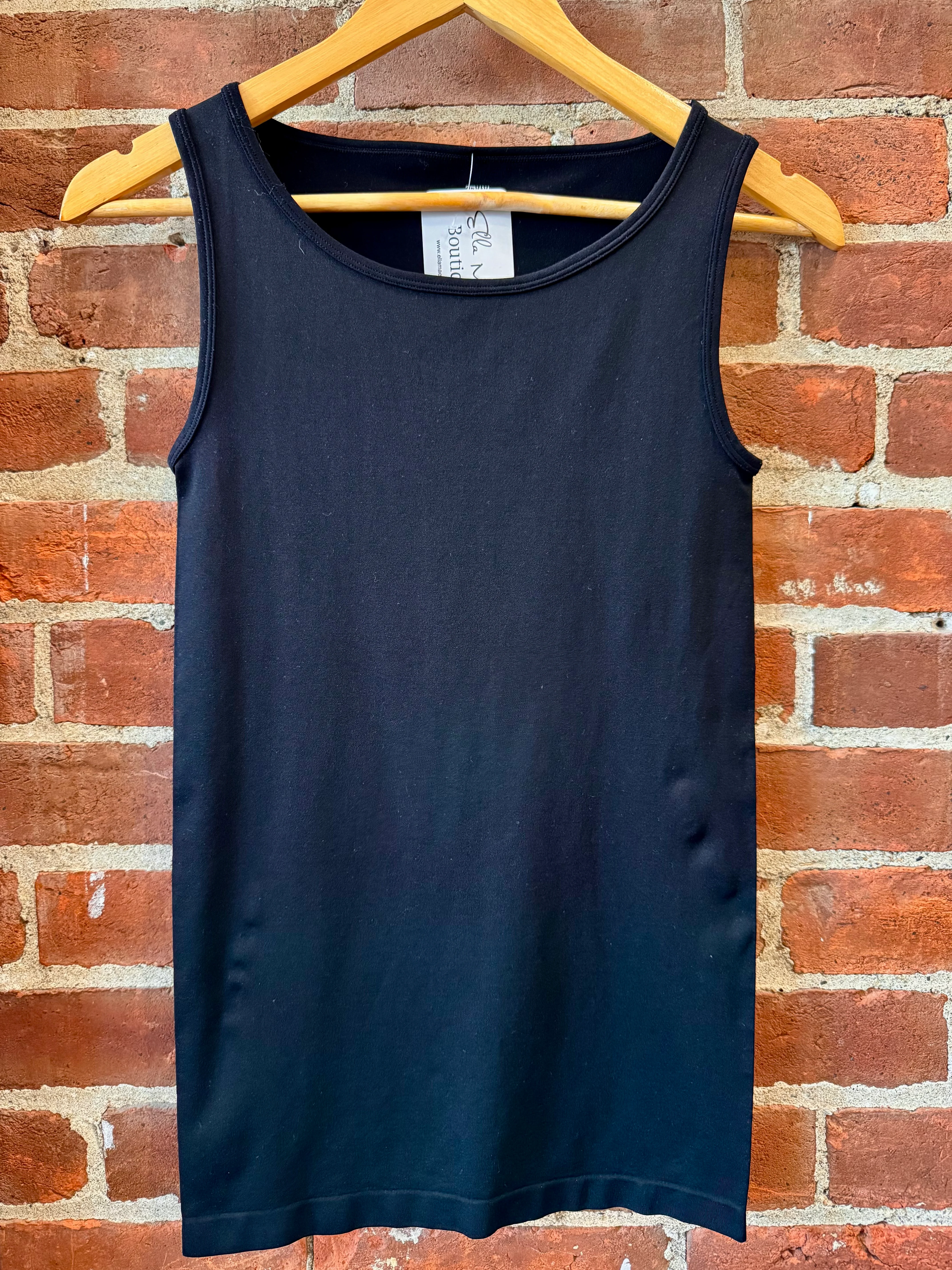Black Scoop Seamless Tank