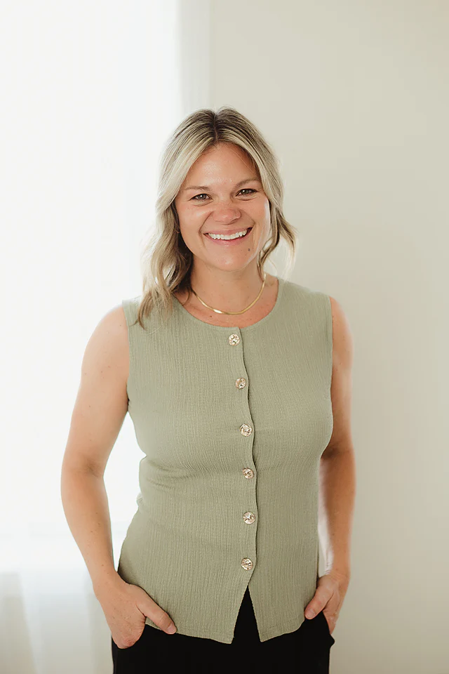 Sage Effortless Crew Vest