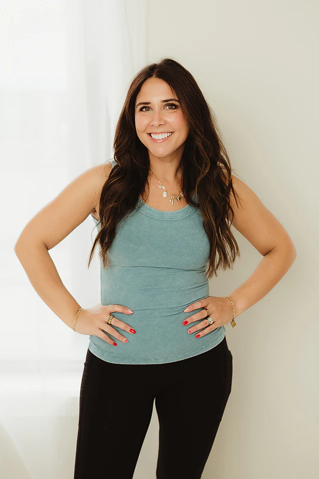 Snuggle Fit Scoop Tank