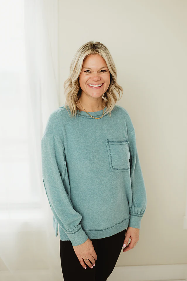 Soft Nest Pocket Sweater