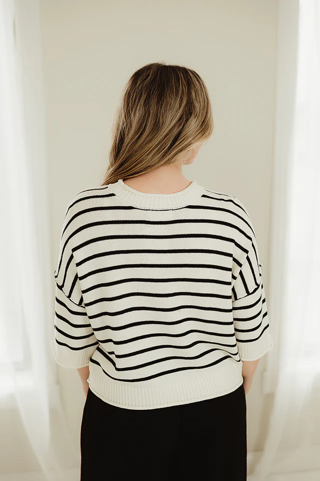 Black & White Boardwalk Pullover - Image 3