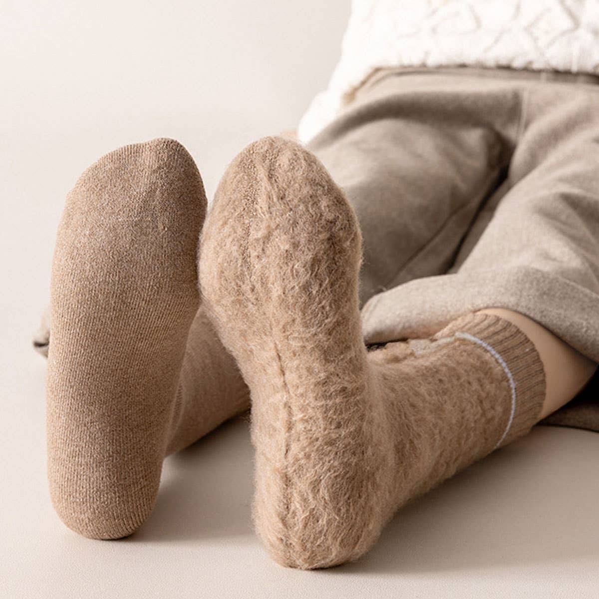 Thermal Fleece Crew Socks - Image 9