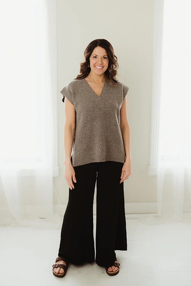 Mocha Everyday Layering Vest - Image 2